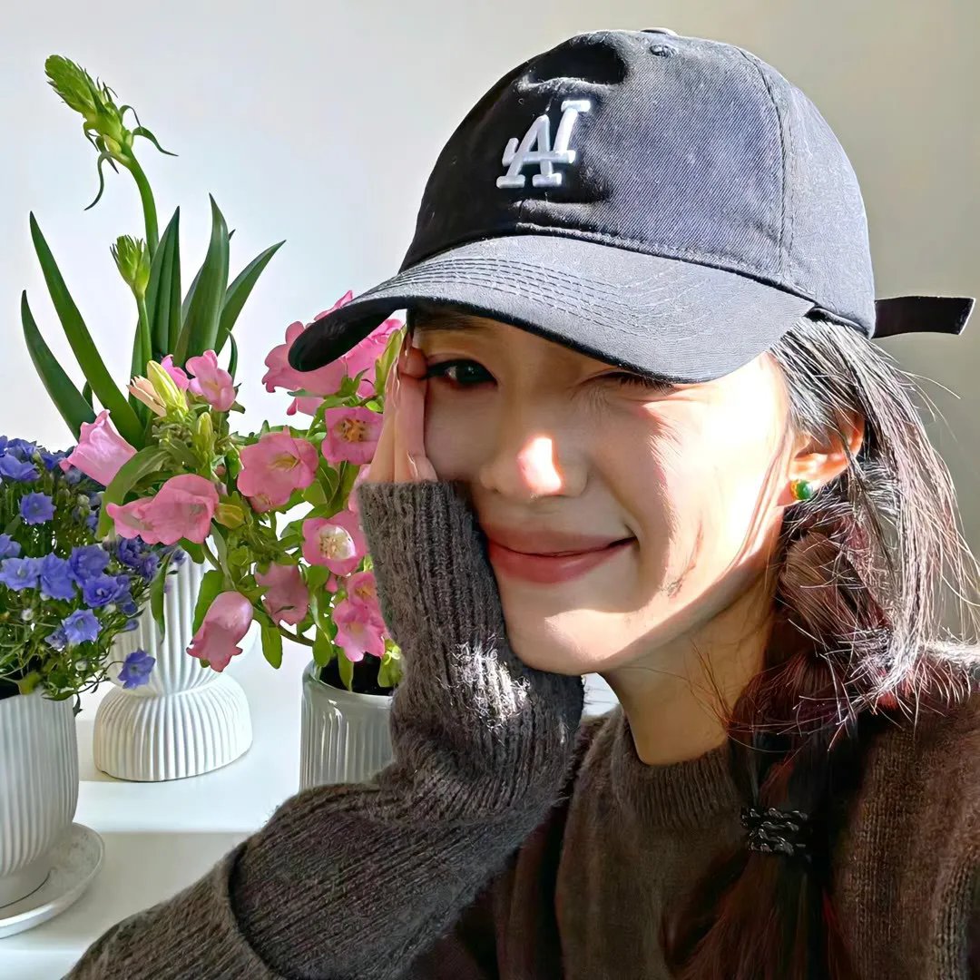 独自在夜晚的海边